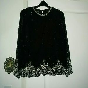 🌺 2/$15 or 4/$25 Vintage Beaded Long Sleeve Top